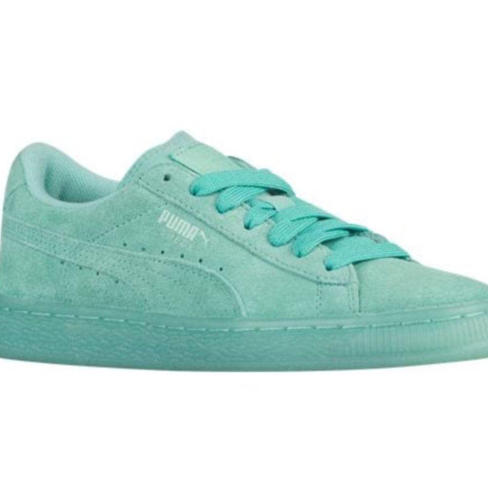 Puma suedes